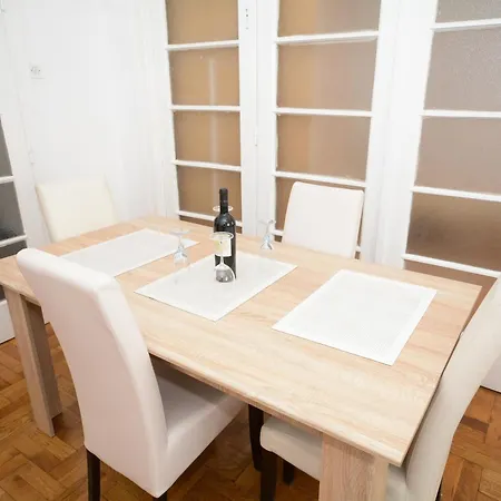 Hall Apartment Belgrade