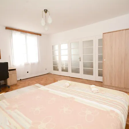 Hall Apartment