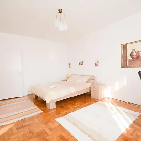 Hall Belgrade