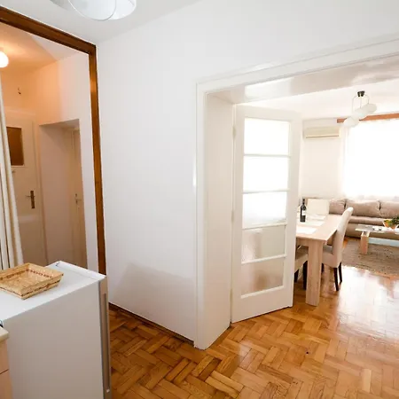 Hall Apartment Belgrade