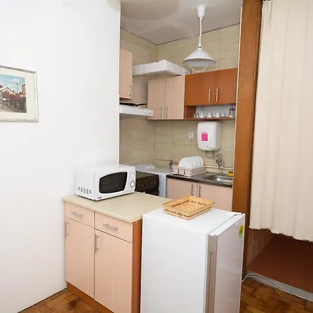 Hall Lägenhet Belgrad